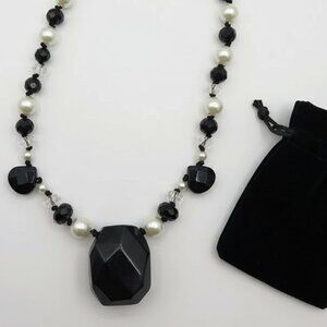 WHITE HOUSE BLACK MARKET Drop Pendant OS Cream Black Crystal Necklace EUC WHBM
